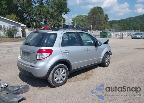 2010 Suzuki Sx4 Technology из США, поврежденный, VIN JS2YB5A33A6300624